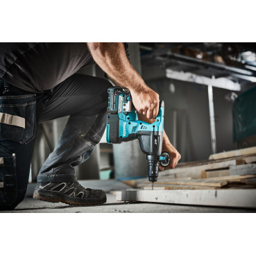 Perforateur burineur Makita SDS-Plus XGT 40 Volts MAX Lithium (Li-Ion) - XGT - SDS-Plus - 28mm - 2,9 J - force de frappe 2,9 joules - poids 3,6kg | HR002GM202