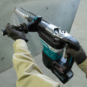 Perforateur burineur Makita SDS-Max XGT 40 Volts MAX Lithium (Li-Ion) - 40mm - (Produit seul) - force de frappe 8 joules | HR005GZ01