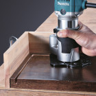 Image du produit : Affleureuse-défonceuse Makita Multifonctions - Ø 8mm - 710 Watts - pince diamètre 6 / 8mm | RT0700CX3J