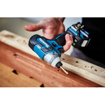 Visseuse à chocs Makita 12 Volts CXT Lithium (Li-Ion) 4 Ah - 135 Nm - carré 1/4" | TD111DSMJ