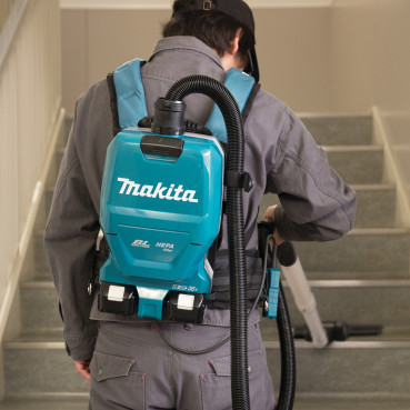 Aspirateur Makita dorsal LXT 36 Volts 2 x 18 Volts - sans fil Lithium (Li-Ion) - 110 mbar - (Produit seul) - capacité sac poussière 2 litres | DVC261ZX14