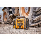 Image du produit : Gonfleur dewalt compact sans fil portatif XR 18 Volts - fonction dégonflage et lampe LED - triple alimentation sur batterie, secteur ou prise allume cigare 12 volts - livré nu sans chargeur ni batterie Dewalt | DCC0...