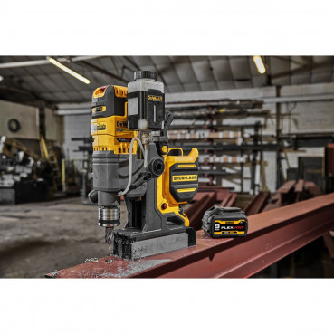 Perceuse magnétique - XR - sans fil - 18 Volts - 3Ah li-ion advantage brushless Dewalt | DCD1623X2G-QW