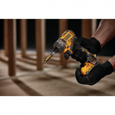 Visseuse Dewalt - XR - sans fil - 12 Volts - 2Ah li-ion brushless | DCF601D2-QW