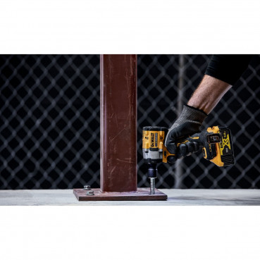 Boulonneuse à chocs Dewalt 1/2" - XR - sans fil - 18 Volts - 5Ah li-ion brushless | DCF922P2T-QW