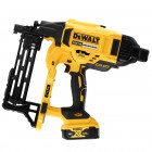 Image du produit : Agrafeuse Dewalt pour clôture - XR - sans fil - 18 Volts - 5Ah li-ion - 2 batteries Dewalt - coffret | DCFS950P2-QW