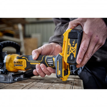 Fraiseuse à lamelles bois - XR - sans fil - 18 Volts - 5Ah li-ion brushless Dewalt | DCW682P2-QW