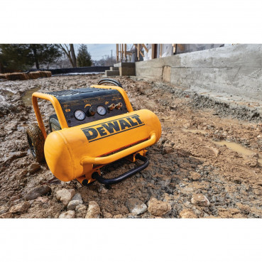 Compresseur Dewalt 17 litres | DPC17PS-QS