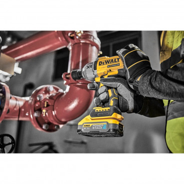 Boulonneuse Dewalt 1/2” - XR - sans fil - 18 Volts - 5Ah li-ion brushless 1396 nm – jonc de sécurité - powerstack | DCF900H2T-QW