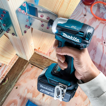 Visseuse à chocs Makita LXT 18 Volts - sans fil Lithium (Li-Ion) - 8 modes - 180 Nm - (Produit seul) - poids 0,85kg | DTD172Z